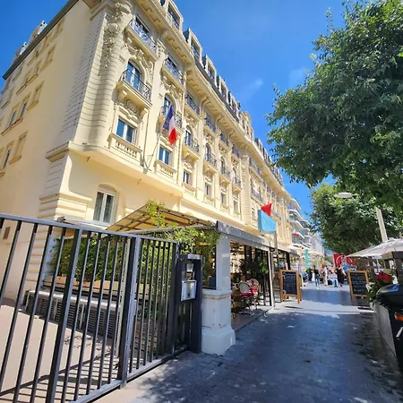 Carre D Or Апартаменты